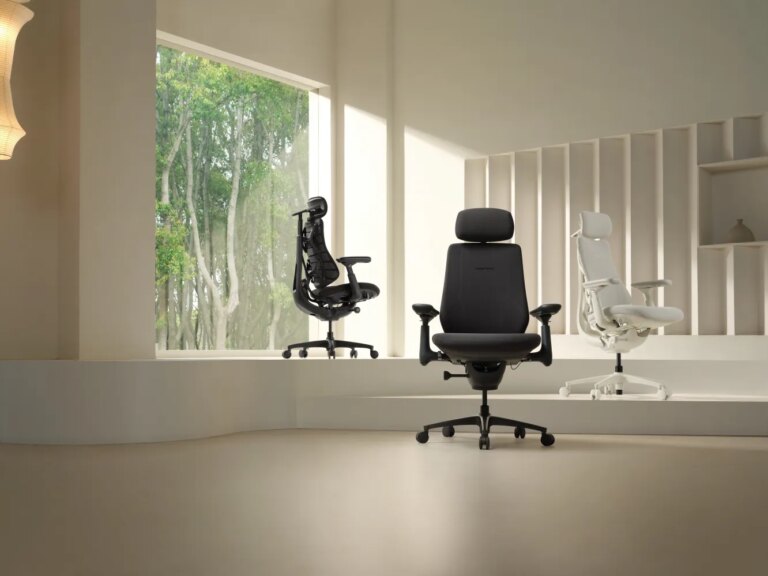 LiberNovo Maxis ergonomic chair sets a new standard for tall users