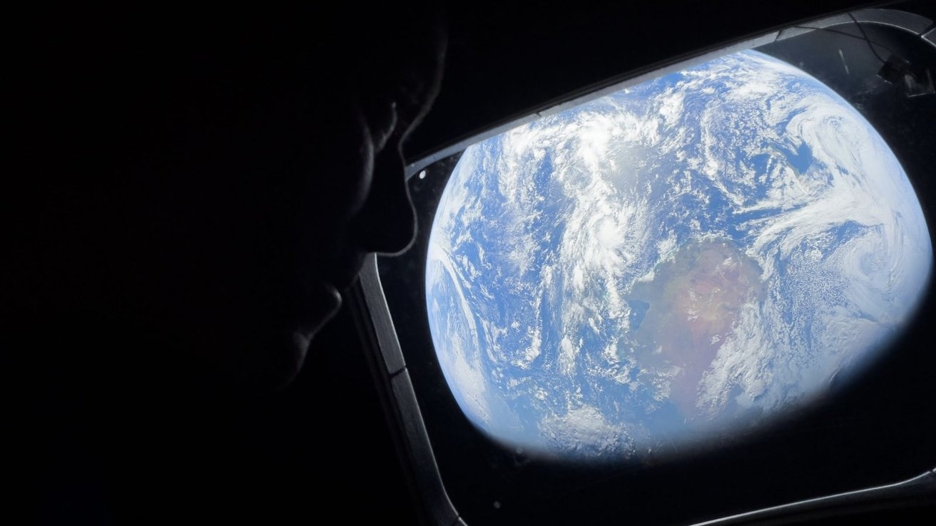 Artemis II photo timeline shows astronauts inside Orion