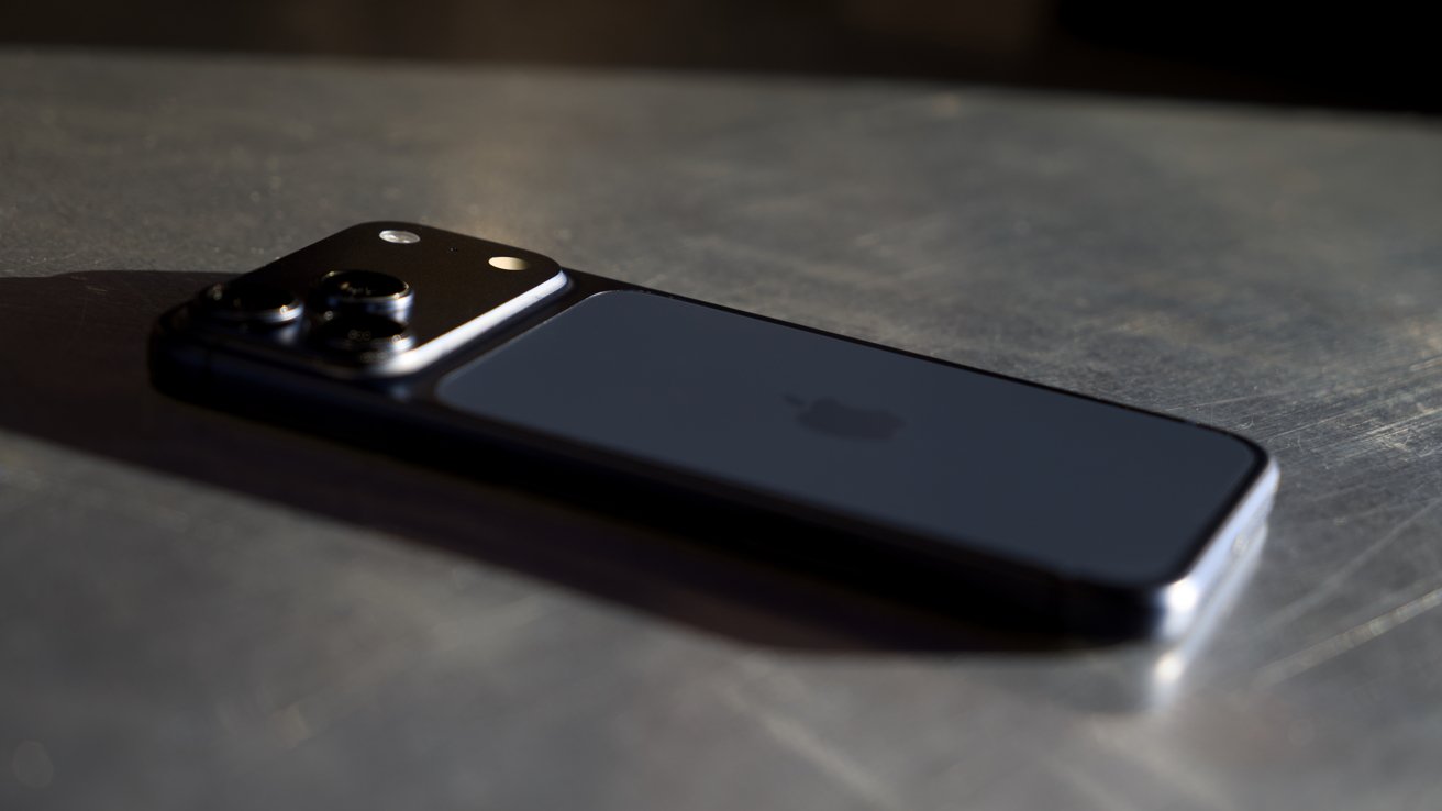 Samsung and Intel seen as alternatives to TSMC for Apple