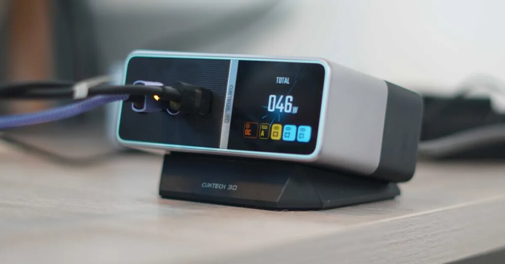 CUKTECH 30 Ultra brings fast power and monitoring to your office