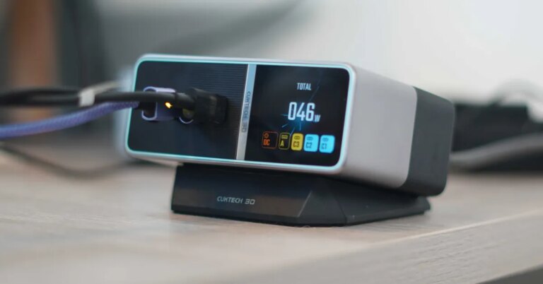 CUKTECH 30 Ultra brings fast power and monitoring to your office