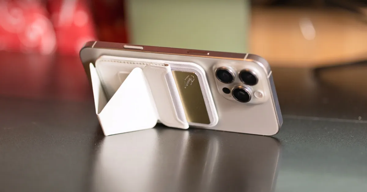 MOFT’s Long-Awaited MagSafe Kickstand Wallet with Find My Support is Now Available (U)