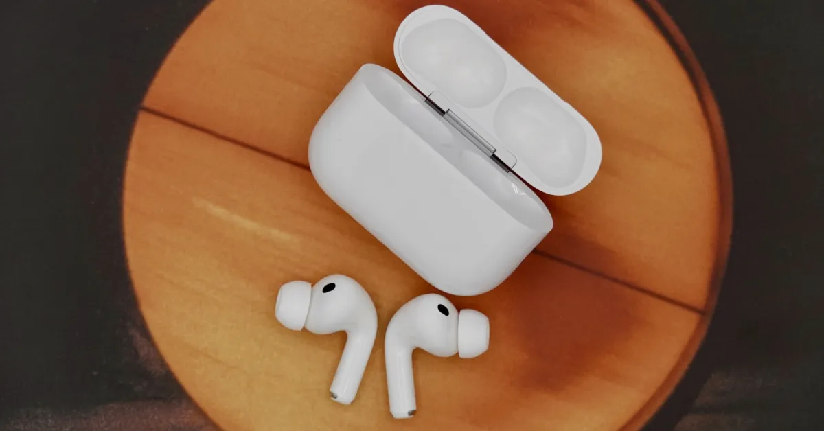 Apple takes major step in developing AirPods with cameras: report