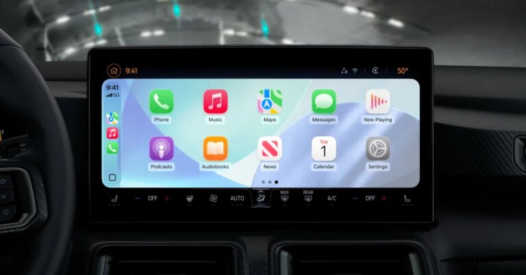 CarPlay just gained two new audio apps to keep you entertained on your next trip