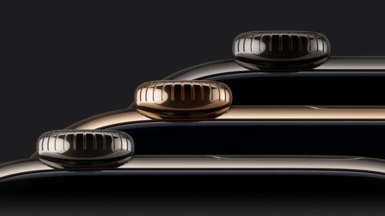 Report: Apple Watch redesign coming next year with new strap system