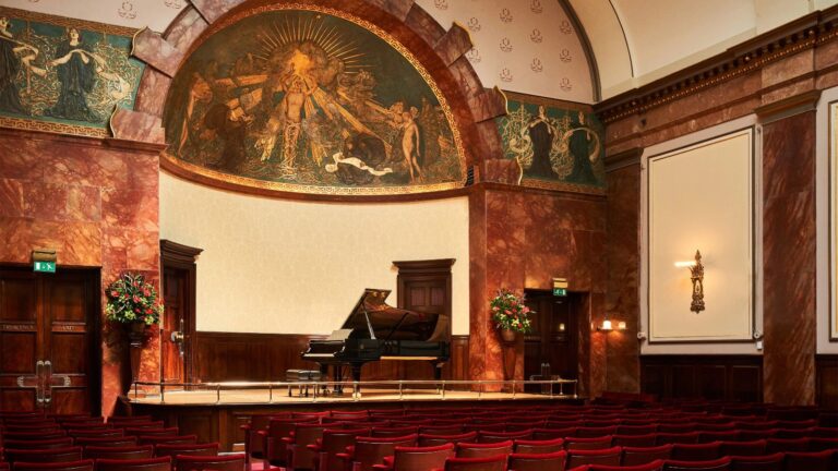 Apple Music Classical announces new partnership with London’s Wigmore Hall